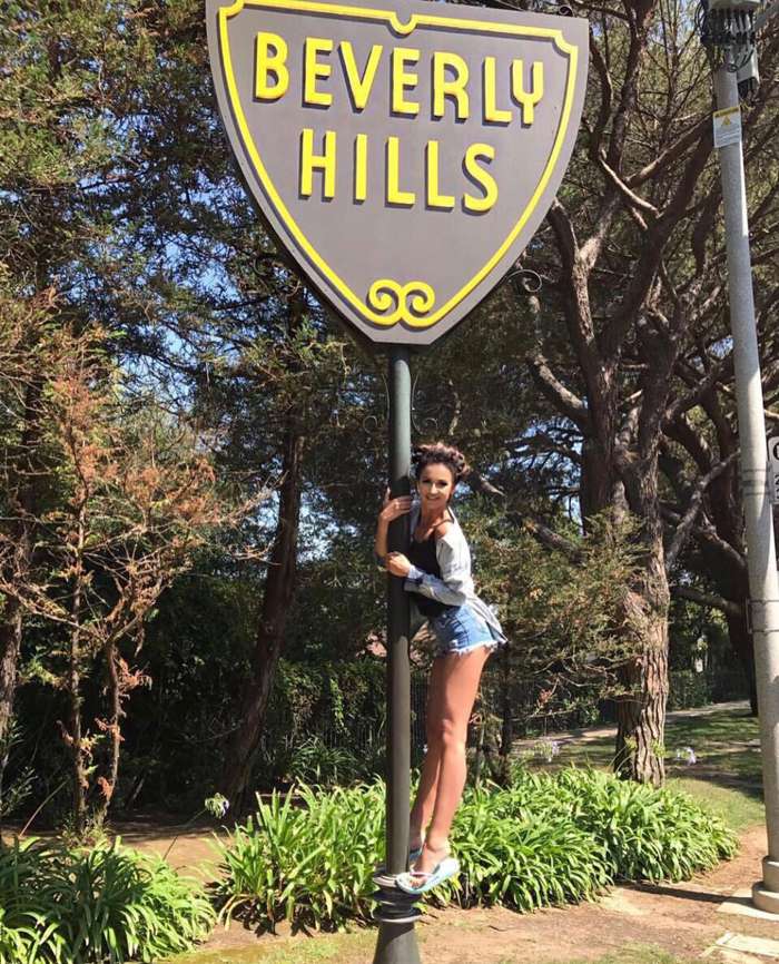 Ольга Бузова сняла три клипа в Лос-Анджелесе Ольга Бузова сняла три клипа в Лос-Анджелесе