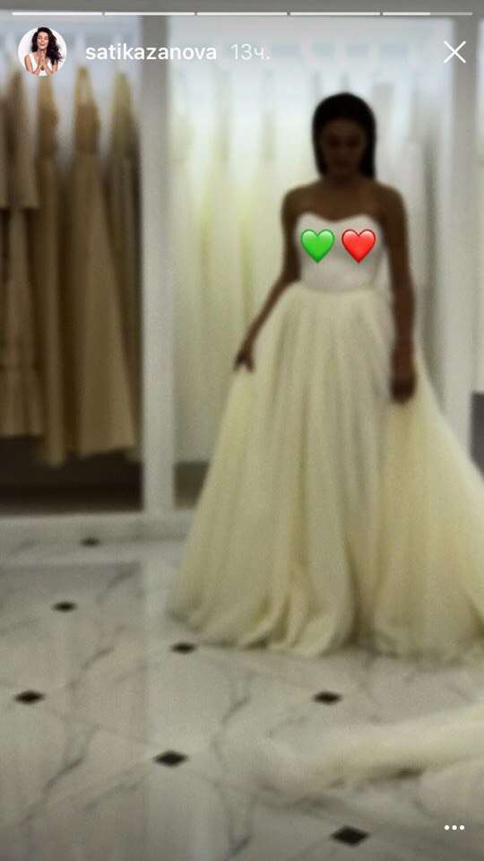 Казанова выбрала свадебное платье