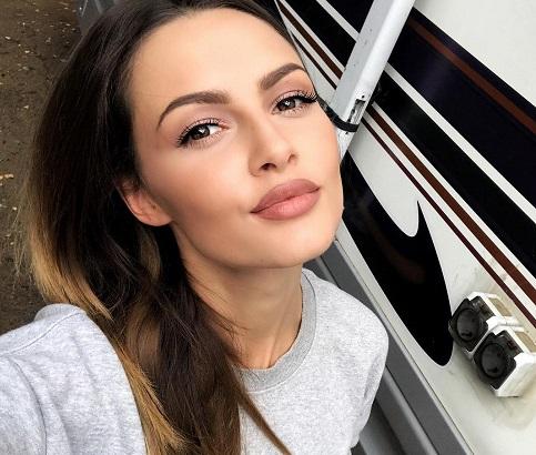 Полина Фаворская решения принимает быстро