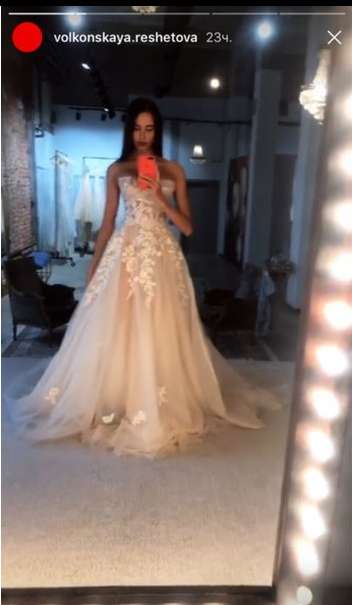 В Сети появились фото избранницы Тимати в свадебном платье‍