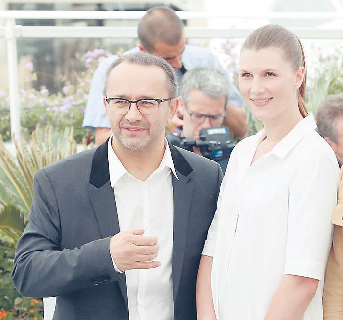 Андрей Звягинцев и актриса Марьяна Спивак на презентации фильма «Нелюбовь» в Каннах