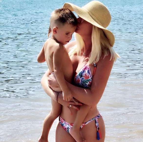 Дарья Пынзарь с сыном