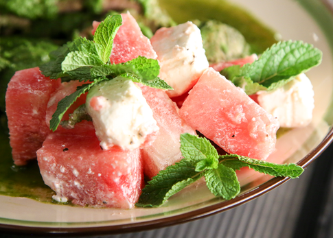 Салат с арбузом и фетой от Катерины Шпицы