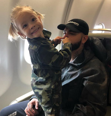 Мать Тимати показала кадр с родов Алены Шишковой