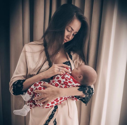 Костенко рассказала, как восстанавли­валась после родов