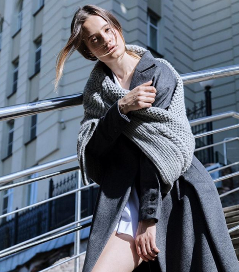 Серый кардинал: аксессуары главного цвета сезона