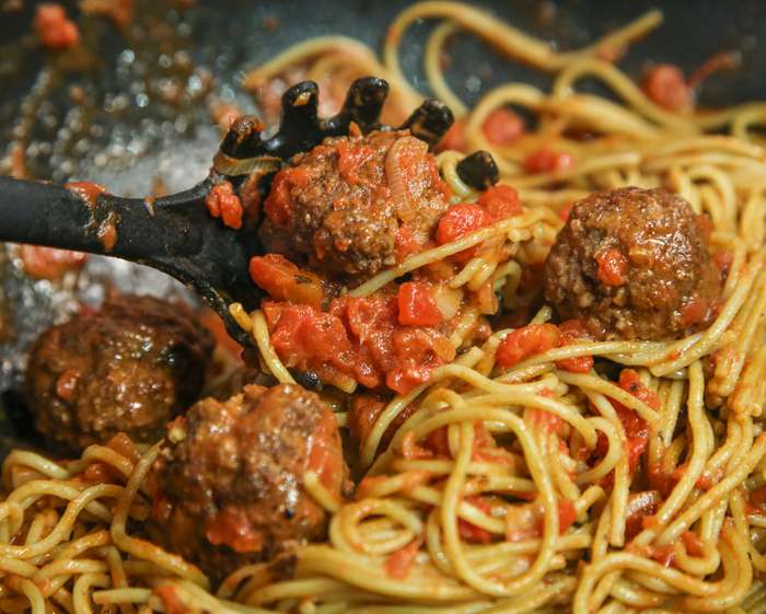Паста с митболами от Александра Петрова