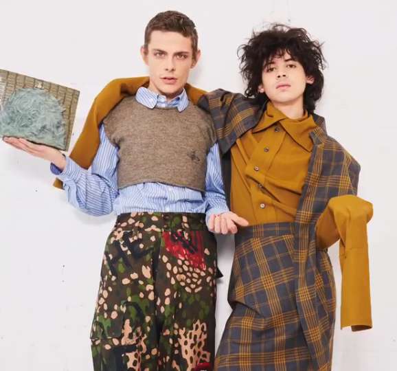 Вивьен Вествуд одела мужчин в платья