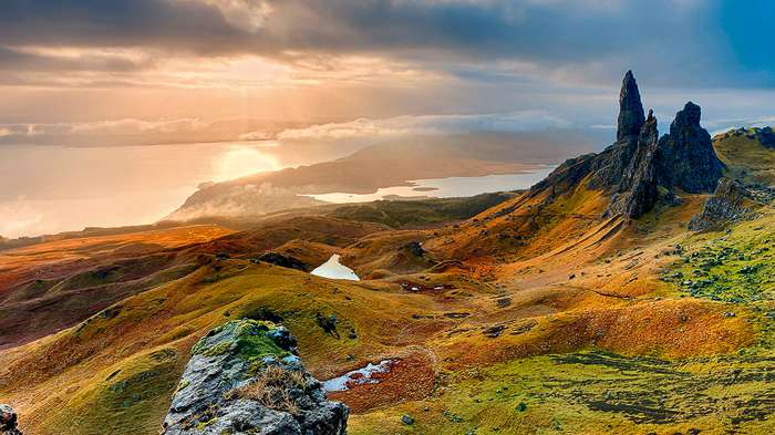Таинственный остров Скай поражает туристов какими-то инопланетными пейзажами