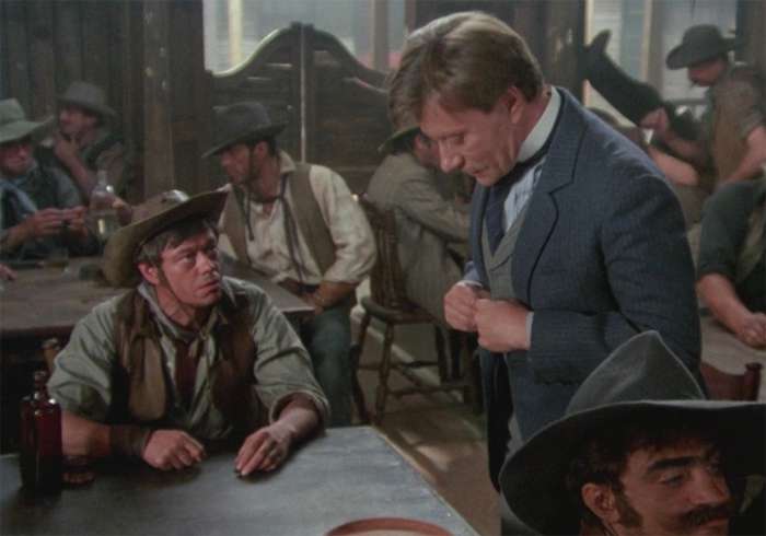 Николай Караченцов и Андрей Миронов в фильме «Человек с бульвара Капуцинов»