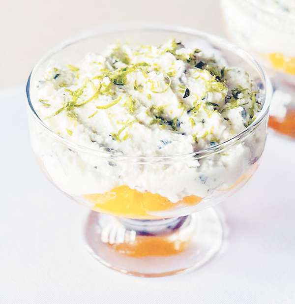 Творожный крем с мандаринами и ароматом лайма