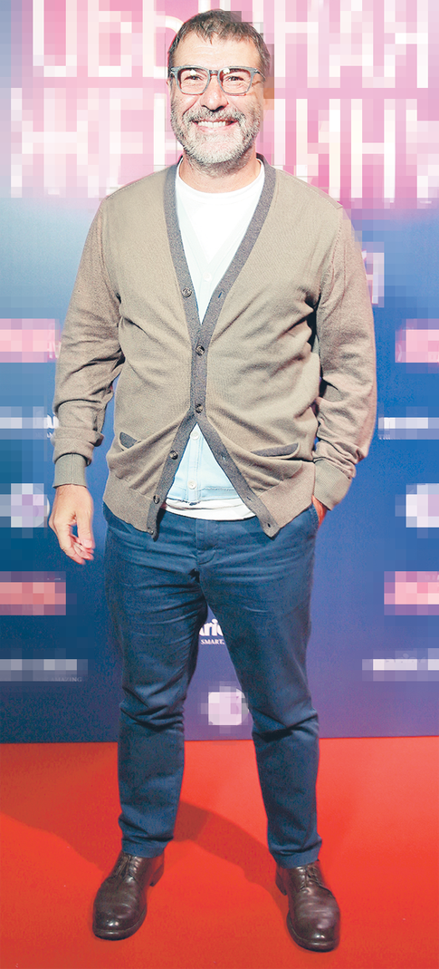 Евгений Гришковец: отличный casual-образ для похода в кино