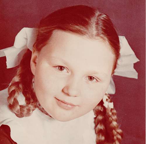 Уже в детстве Надя пела и принимала участие в концертах