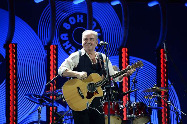 Владимир Шахрин проникся духом «Дискотеки 80-х» Владимир Шахрин проникся духом «Дискотеки 80-х»