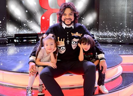 Фанатка Филиппа Киркорова ждет от артиста тройню