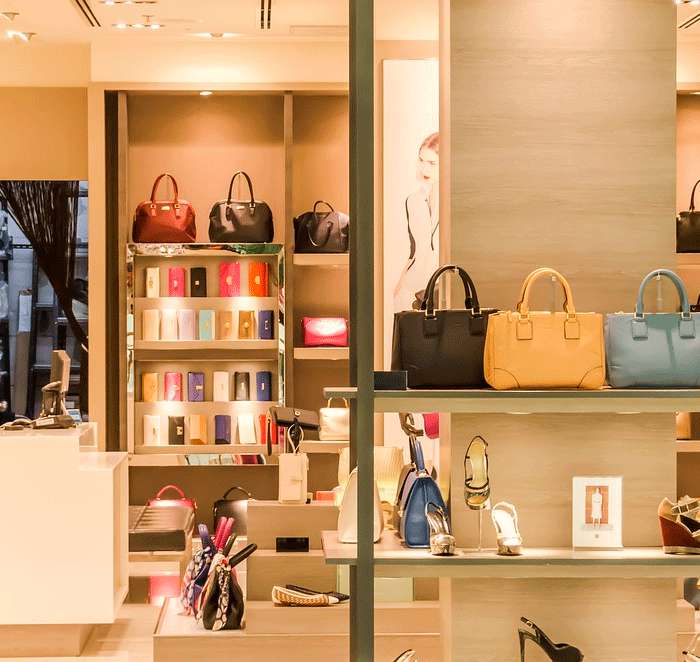 Загляните в сегмент класса «люкс» Загляните в сегмент класса «люкс»