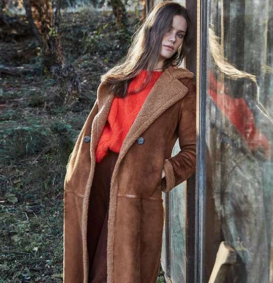 Дубленки и сумки на пояс - такой видят нынешнюю зиму дизайнеры