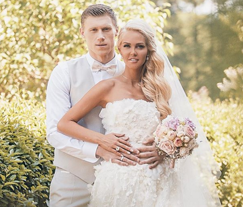 Жена Павла Погребняка объявила о свадьбе