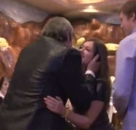 Новая девушка Макара