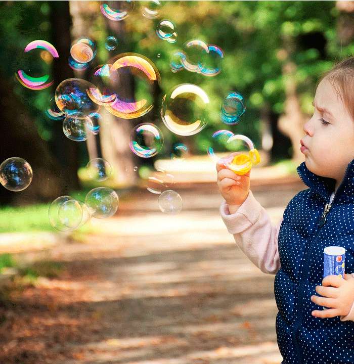 Когда мы говорим «воспитывать», чаще всего имеется в виду настаивать