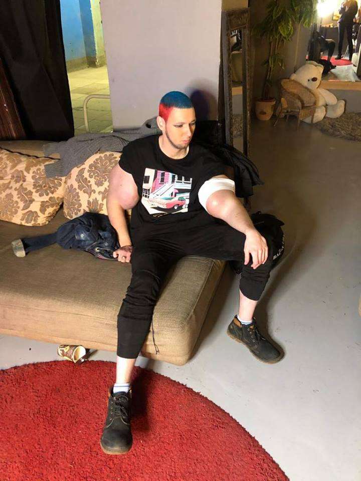 Парень может остаться без рук