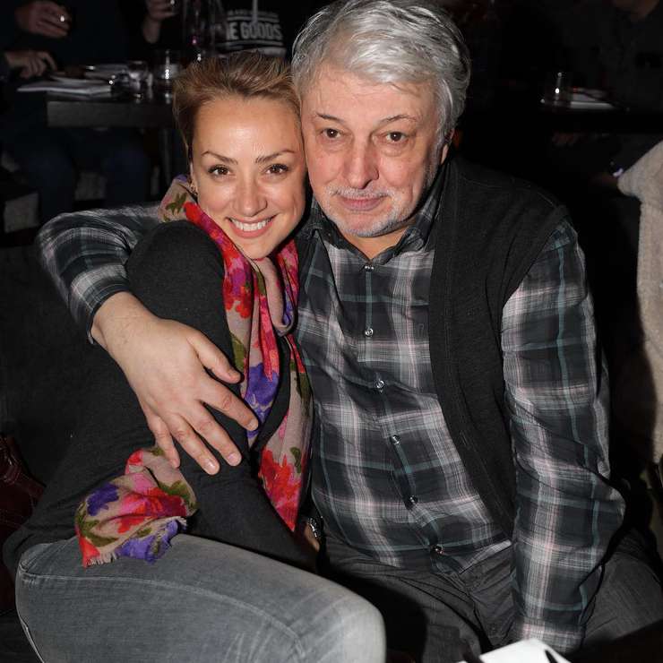 Дочь прилетела из США поддержать отца