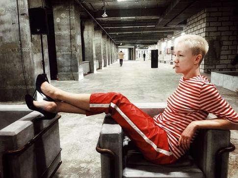 Дарья Мороз обустраивает новую квартиру