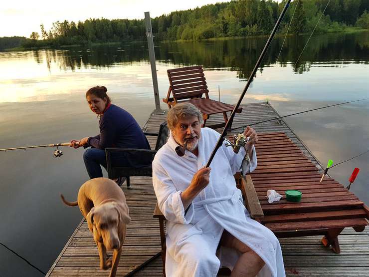 Александр Ширвиндт обожает рыбалку и коллекционирует трубки