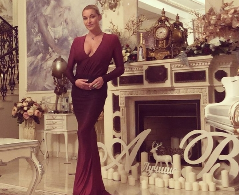 «Я ненавижу одиночество»: Волочкова подготовилась ко Дню всех влюбленных