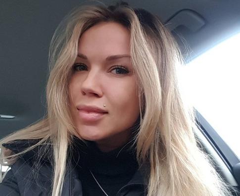 Экс-жену Дмитрия Тарасова затравила проклятиями подписчица