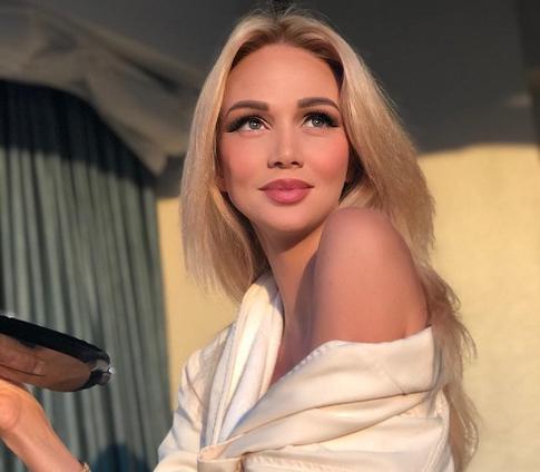 Виктория Лопырева активно привлекает противополож­ный пол