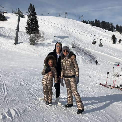 Кристина с детьми