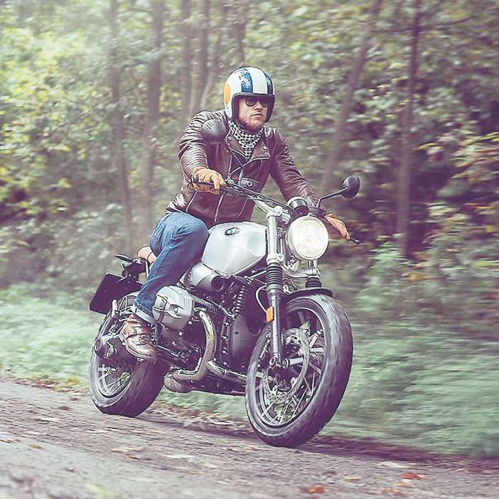 Мотоциклы — давнее хобби, которому актер не изменяет