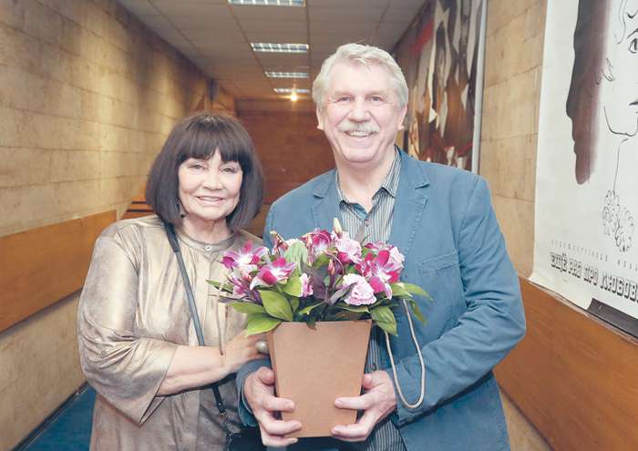 Лариса Лужина и Сергей Баталов — давние друзья именинницы Лариса Лужина и Сергей Баталов — давние друзья именинницы