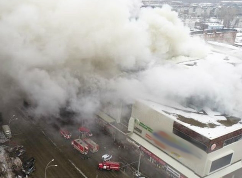 Российские звезды скорбят по жертвам пожара в Кемерово