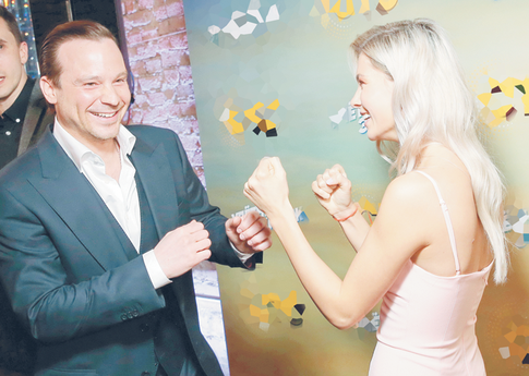 Алексей Чадов выбирает блондинок