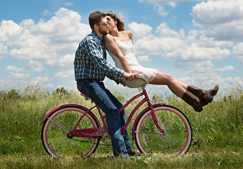 Почему женщина, которая никому ничего не должна, всегда будет в проигрыше