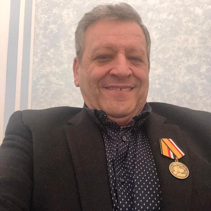 Борис Грачевский побывал даже в Сирии, за что удостоился медали героя