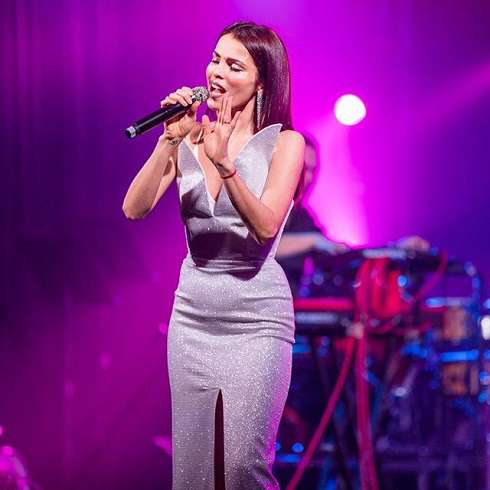 Живот явно присутствует Живот явно присутствует