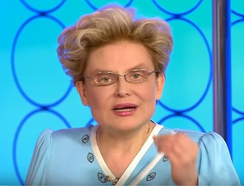 Малышева предложила отстреливать бродячих собак‍