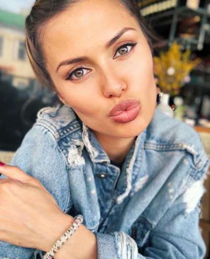 Виктория Боня