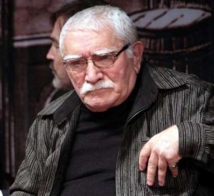 Армен Джигарханян