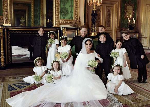 Опубликованы первые официальные фото со свадьбы Меган Маркл и принца Гарри
