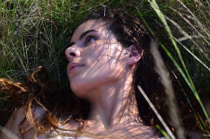 Как правильно бороться с пигментными пятнами?