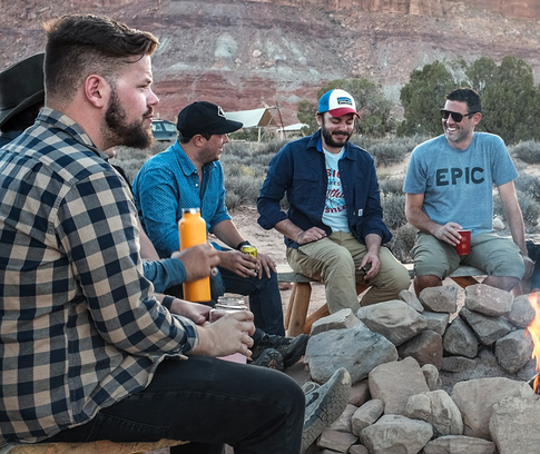 Сплетни — это не для мужчин?