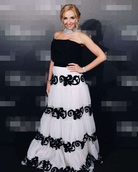 Татьяна Навка на Каннском кинофестивале Татьяна Навка на Каннском кинофестивале