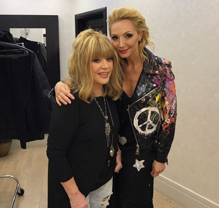 Пугачева поделилась видео с дочерью и новорожденным внуком