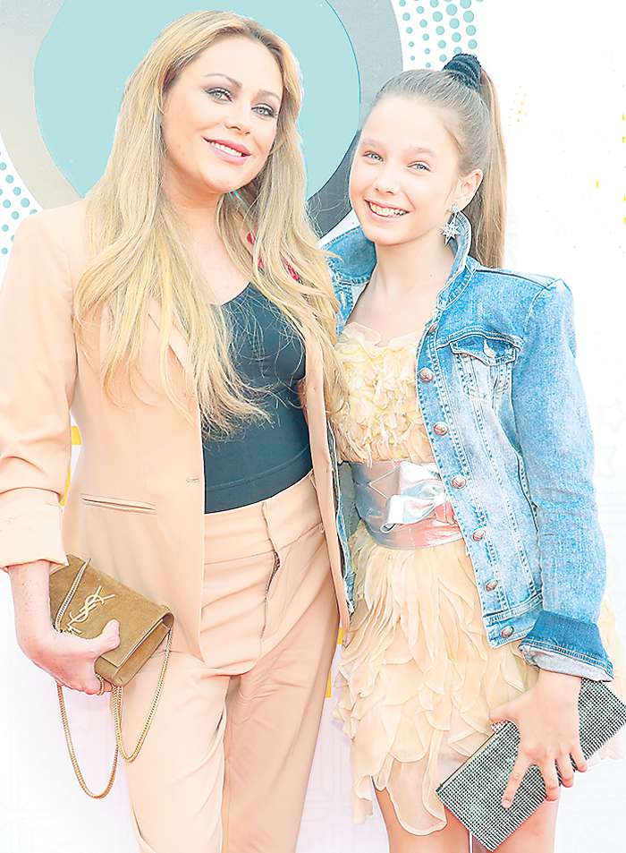 Юлия Началова с дочерью