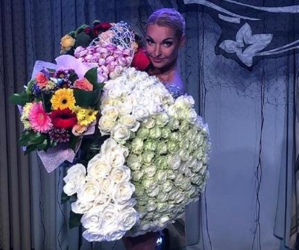 Волочкову упрекнули за обилие ручной клади