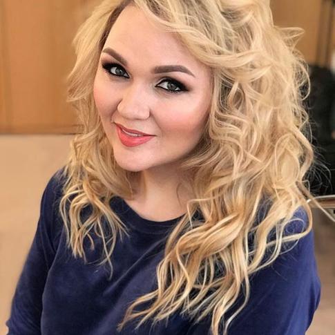 Надежда Ангарская устроила скандал с ГИБДД